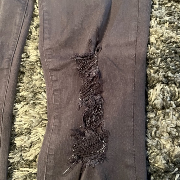 J Brand 932 Distressed Skinny Jean - Picture 6 of 9